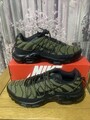 NIKE AIR MAX PLUS UTILITY MEDIUM OLIV/SCHWARZ HERREN GRÖßE UK 9 EUR 44 FJ4232-200