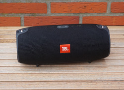 JBL Xtreme Bluetooth Tragbares Lautsprecher Schwarz Wasserfest USB AUX wie neu