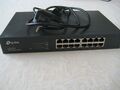 TP-LINK 16-Port lüfterloser Gigabit Ethernet Netzwerk-Switch TL-SG1016D