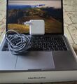 Apple MacBook Pro 13 Zoll (128GB SSD, Intel Core i5 8. Gen, 3,90GHz, 8GB) Laptop