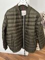 Moncler Damen Steppjacke Jacket Gr. 36/38 Grün Ultraleicht Neuwertig