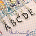 FUNKY VINTAGE ANFANGSBUCHSTABEN HALSKETTE NIEDLICHES ALPHABET CHARM COOLES PERSONALISIERTES GESCHENK