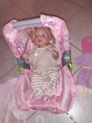 Puppe Baby Born von Zapf Creation mit Funktion Babyschale Bügel und Zubehör