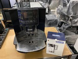 Delonghi Perfecta ESAM 5556B + 1 Jahr Gewährleis. auf Delonghi Kaffeevollautomat