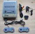 SNES - Super Nintendo Konsole mit 2 Controller (guter Zustand)