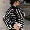 Lebhafter Damen Strickpullover Jacke mit Streifenmuster und mehreren Anlässen D