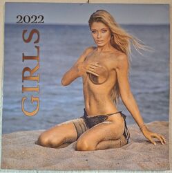 Girls 2022 - Wandkalender (30x30) Erotik