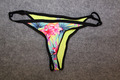 BIKINI UNTERTEIL SLIP GRÖSSE 38 GELB SCHWARZ BLUMEN SEITLICH  BÄNDCHEN VERSTELLB