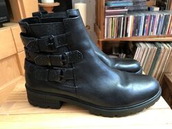 Tamaris Damen Leder Boots Stiefeletten mit Gummieinsatz schwarz Gr. 39