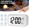 LED Wecker Digital Alarmwecker Uhr Kalender Beleuchtet Schlummerfunktion Alarm