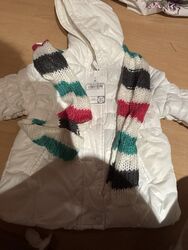 Baby Winterjacke Steppjacke mit Schal weiß NEU mit Etikett