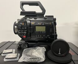 Blackmagic URSA Mini Pro 4.6K G2 Camcorder - Schwarz