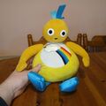 Twirlywoos Küken Stofftier Plüschtier Regenbogen 14 Zoll - leuchtet & klingt goldener Bär