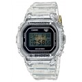 Casio Men's Digital Quartz Watch with Plastic Strap DW-5040RX-7ER
