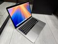 Apple MacBook Air Retina 13,3" 2020 256GB SSD 8GB RAM 8C CPU 7C GPU M1 - silber