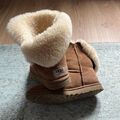 UGG Australia Boots 5803 Bailey Button Short Größe 8 EUR 39 UK 6.5