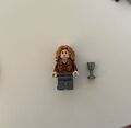 Madam Rosmerta mit Kelch 76418-18 Harry Potter Adventskalender 2023