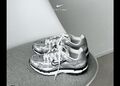 Nike P-6000 Silver Metallic Sail Lauf-/Lifestyle Sneaker I Größe EU 41 US 8,5