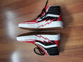 Vans UY SK8-Hi Bolt - black/red Größe 40.5, Us 8.0 Uk 7.0