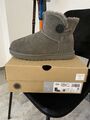 Damen UGG Boots W Mini Bailey Button Größe 39 Neuwertig mit Karton 