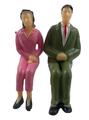 Puppenhaus Mann IN Anzug & Lady Bemalt Stehend Figuren 1:24 Halb Zoll Menschen