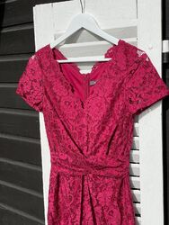 Kleid VERA MONT Beere Pink Gr.38 Spitze Cocktailkleid Figurbetont