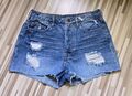 H&M Jeansshorts Boyfriend High Waist Kurze Jeanshose Fransen hellblau Gr.36 Top!