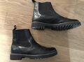 Chelsea Boots Stiefelette, Stiefel, Budapester Muster, Leder, Schwarz, Gr. 40