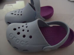 CROCS C10  EUR 27 hellblau Kinderschuhe neu