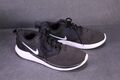 Nike Lunarsolo Damen Sneaker Sportschuhe Gr. 42,5 schwarz weiß Mesh SB2088