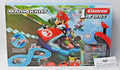 Mario Kart Carrera 20063026 Autorennbahn-Set First Nintendo 2 Fahrzeuge Auto Car