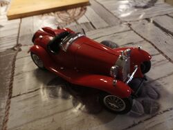 bburago 1:18 Alfa Romeo 2300 Spider 1932