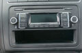 VW Polo 6R Golf Plus Radio CD- Player 5M0057156D mit Code RCD 210   rot