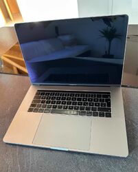 Apple MacBook Pro 15 Zoll (256GB SSD, Intel Core i7 9. Gen, 4,50GHz, 16GB)...