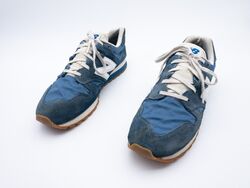 New Balance 520 Herren Sneaker Freizeitschuh Halbschuh Gr 43 EU Art 22853-30