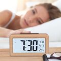 Digital Wecker Tischuhr Temperatur Datum Snooze Alarm Clock Uhren Temperatur