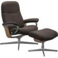 Relaxsessel STRESSLESS "Garda", braun (braun batick), B:82cm H:102cm T:72cm, Leder BATICK: BATICK ist ein leicht korrigiertes, durchgefärbtes und genarbtes Möbelleder, bei dem die meisten Unebenheiten und Spuren in der Regel entfernt wurden., Sessel, mit Cross Base, Größe M & L, Holzakzent Eiche