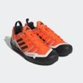 Wanderschuh ADIDAS TERREX "TERREX SWIFT SOLO 2.0", Gr. 41, orange (impact orange, core schwarz, crystal weiß), Textil, Synthetik, sportlich, Schuhe