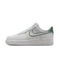 Nike Air Force 1 '07 LV8 Herrenschuh - Weiß