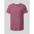 Slim Fit T-Shirt mit Logo-Stitching