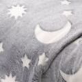 Wellness-Fleece "Glow in the dark – Mond & Sterne", hellgrau/weiß