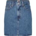 Jeansrock TOMMY JEANS CURVE "CRV MOM UH SKIRT BH0034" Gr. 38, blau (denim medium), Damen, Denim/Jeans, Obermaterial: 100% Baumwolle, unifarben, Röcke, Webrock Große Größen