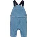 Latzhose TOMMY HILFIGER "DENIM DUNGAREE", Baby, Gr. 56, N-Gr, blau (denim medium), Denim/Jeans, Obermaterial: 76% Baumwolle, 23% Polyester, 1% Elasthan, unifarben, loose fit, Hosen, mit Logostickereien, mit Knopfverschluss