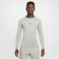 Nike Pro Men's Dri-FIT Dri-FIT Fitness-Longsleeve mit enger Passform für Herren - Grün