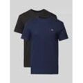 Slim Fit T-Shirt mit Logo-Badge im 2er-Pack