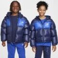 Nike Sportswear Heavyweight Synthetic Fill EasyOn Therma-FIT Repel lockere Jacke mit Kapuze für ältere Kinder - Blau