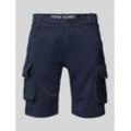 Regular Fit Cargoshorts mit Label-Stitching Modell 'CREW SHORT'