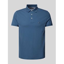 Slim Fit Poloshirt mit Logo-Stitching