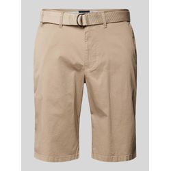 Slim Fit Chino-Shorts mit Gürtel