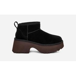 UGG® Classic Ultra Mini New Heights Boot für Damen in Black, Größe 36, Veloursleder